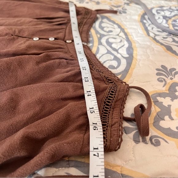 VICI + Caitlyn Collab Linen Blend Two Piece Set. Button top, wide leg pant, M - Picture 16 of 16